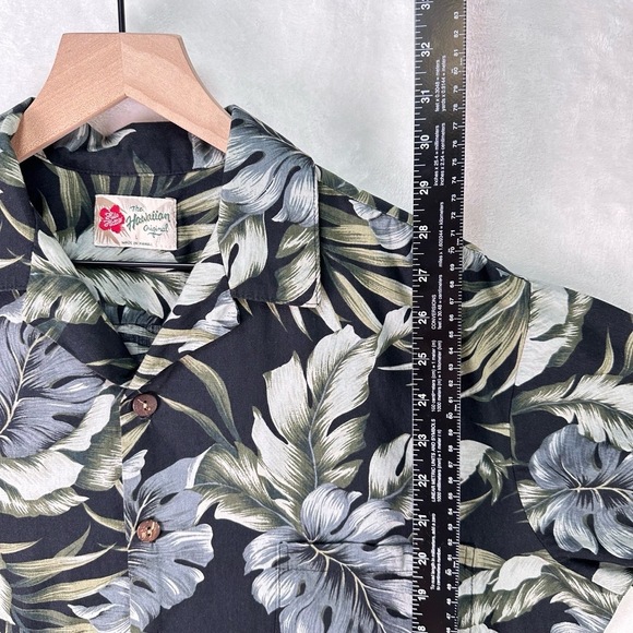 Hilo Hattie Blue Floral Pattern Short Sleeve Button Up Collared Hawaiian Shirt L - Picture 9 of 10